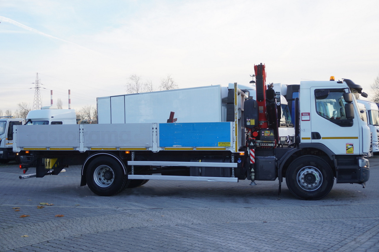 RENAULT C280 DTI 8 / FASSI crane 5.6 T / range 8 m / Flatbed 15 EPAL - Sal/ Açık kasa kamyon, Vinçli kamyon: fotoğraf 4 RENAULT C280 DTI 8 / FASSI crane 5.6 T / range 8 m / Flatbed 15 EPAL - Sal/ Açık kasa kamyon, Vinçli kamyon: fotoğraf 4