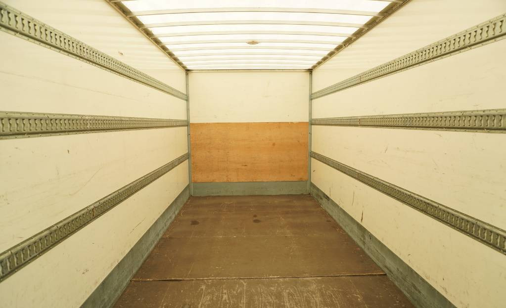 RENAULT D12 E6 / Container 18 pallets / tail lift - Kapalı kasa kamyon: fotoğraf 5 RENAULT D12 E6 / Container 18 pallets / tail lift - Kapalı kasa kamyon: fotoğraf 5