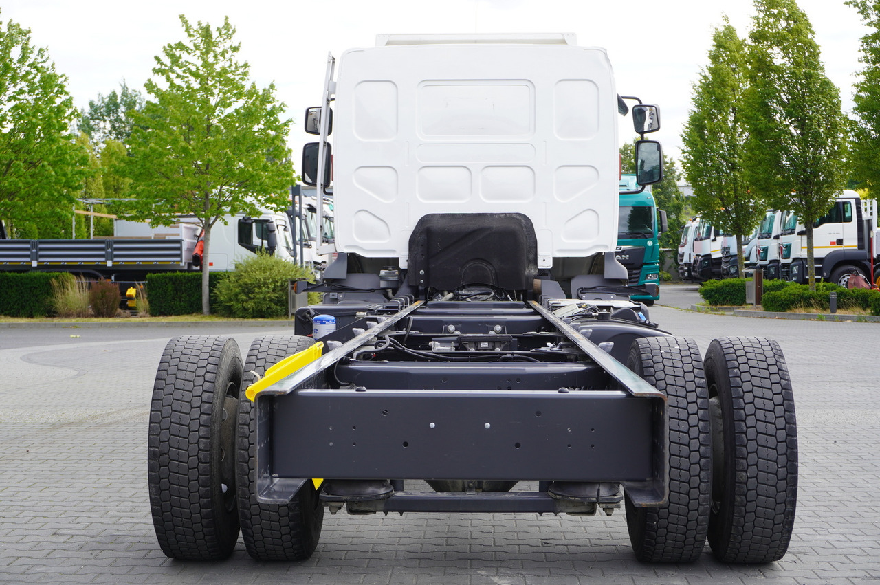 RENAULT D16 / Chassis 7.1 m / Differential lock - Şasi kamyon: fotoğraf 4 RENAULT D16 / Chassis 7.1 m / Differential lock - Şasi kamyon: fotoğraf 4