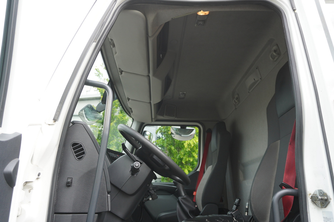 Refrijeratör kamyon RENAULT D19 WIDE / Lamberet refrigerator Multitemp 22 EPAL / CARRIER SUPRA 1250 MT: fotoğraf 12
