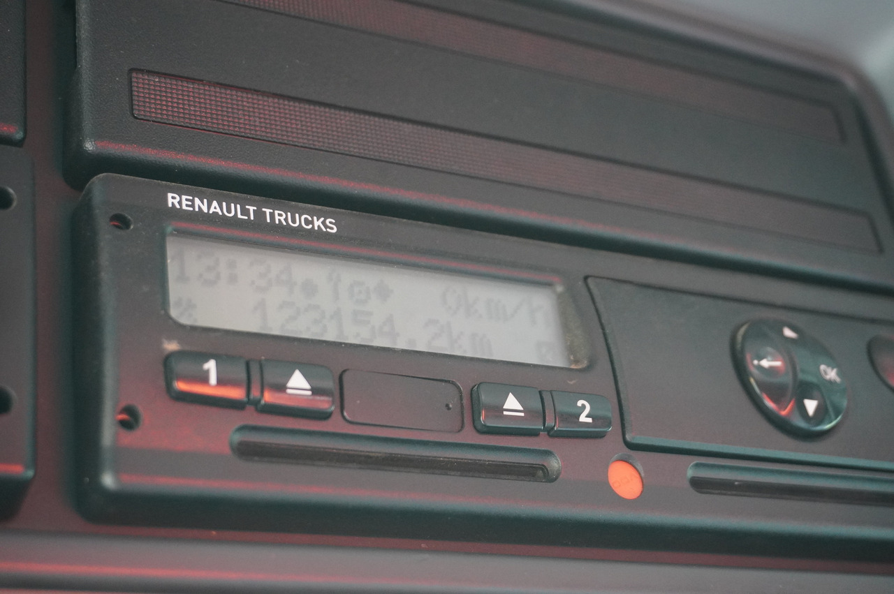 RENAULT K380 6×4 / FASSI F175 crane 7.85 t / 120 thousand km! / 2-sided tipper - Vinçli kamyon: fotoğraf 2 RENAULT K380 6×4 / FASSI F175 crane 7.85 t / 120 thousand km! / 2-sided tipper - Vinçli kamyon: fotoğraf 2