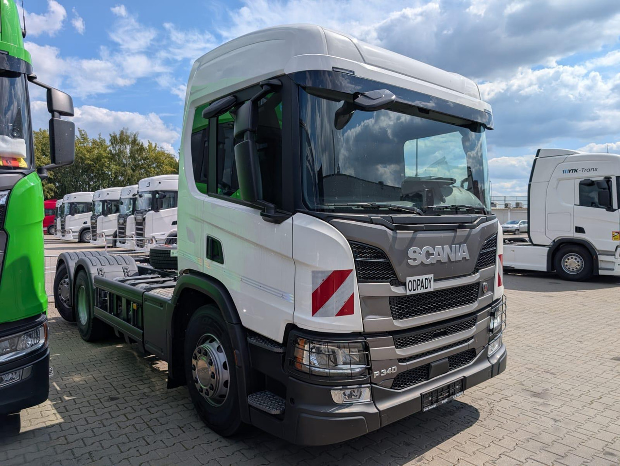SCANIA P 340 B6x2*4NA / chassis frame / steering axle / CNG / large cab / 8 units - Çöp kamyonu: fotoğraf 2 SCANIA P 340 B6x2*4NA / chassis frame / steering axle / CNG / large cab / 8 units - Çöp kamyonu: fotoğraf 2
