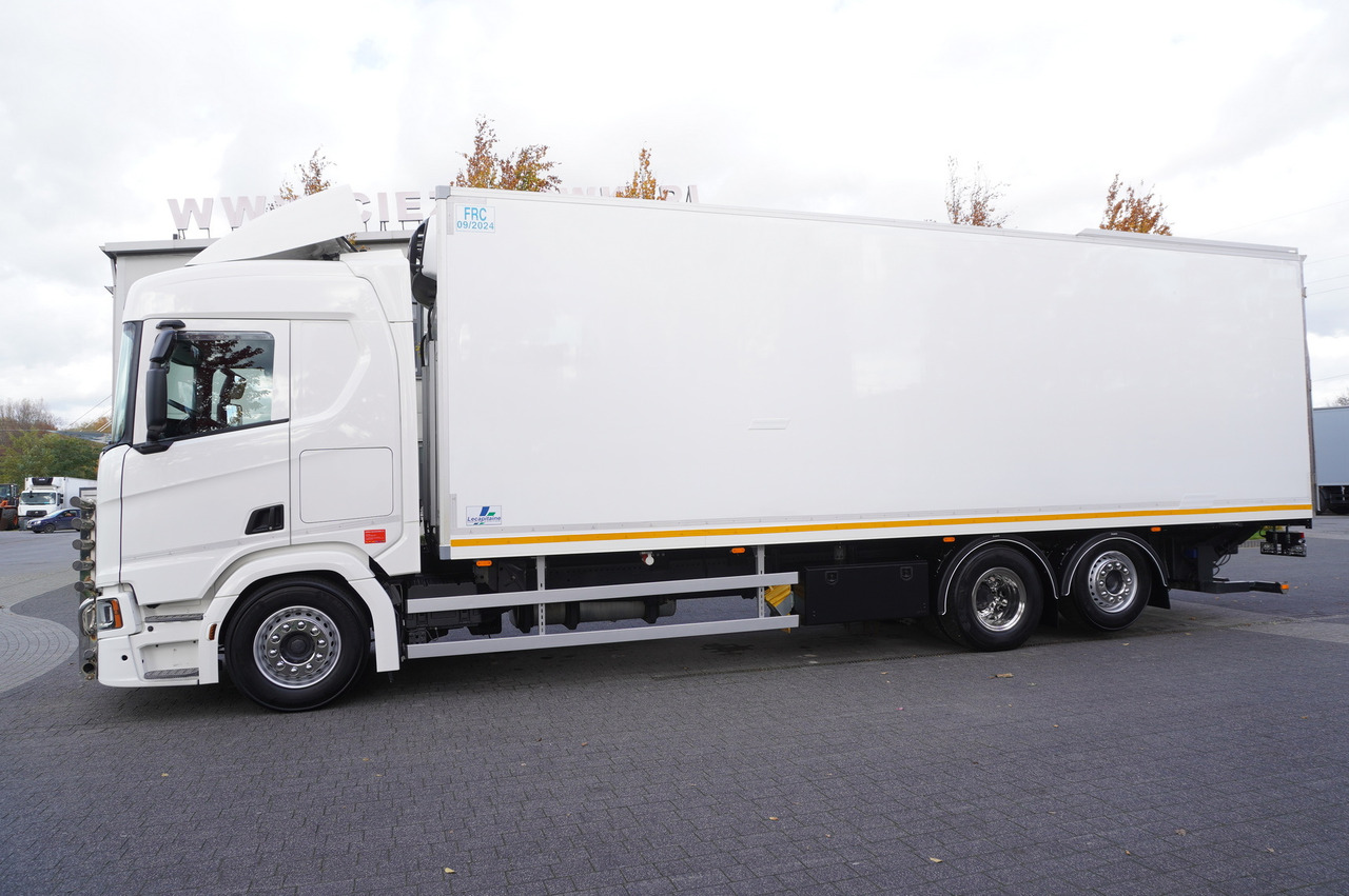 SCANIA R500 E6 6x2 / Lecapitaine 21 EPAL refrigerator / Carrier Supra 1150 / 2021 / steered axle - Refrijeratör kamyon: fotoğraf 2 SCANIA R500 E6 6x2 / Lecapitaine 21 EPAL refrigerator / Carrier Supra 1150 / 2021 / steered axle - Refrijeratör kamyon: fotoğraf 2