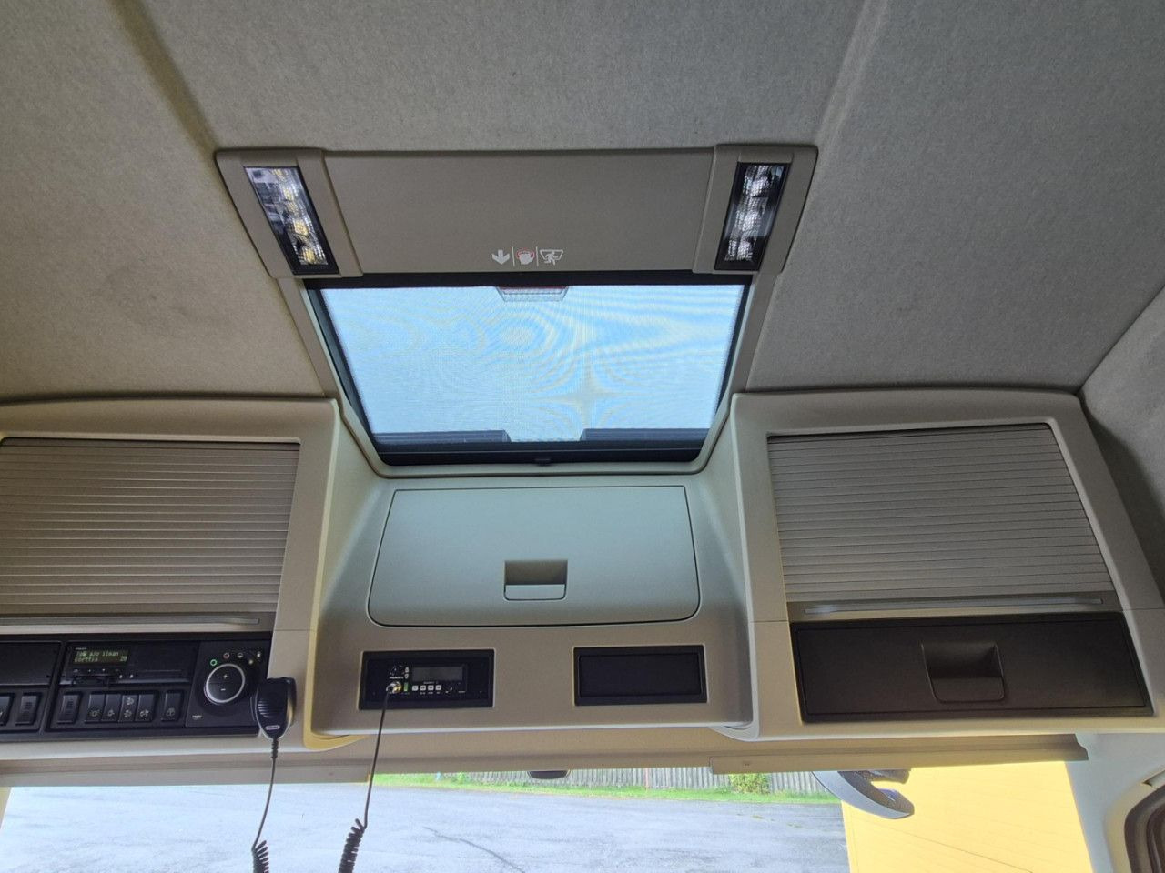 Vinçli kamyon nakliyatı için ahşap VOLVO FH 750 8x4 / 2 lifted axles / timber truck: fotoğraf 14 Vinçli kamyon nakliyatı için ahşap VOLVO FH 750 8x4 / 2 lifted axles / timber truck: fotoğraf 14