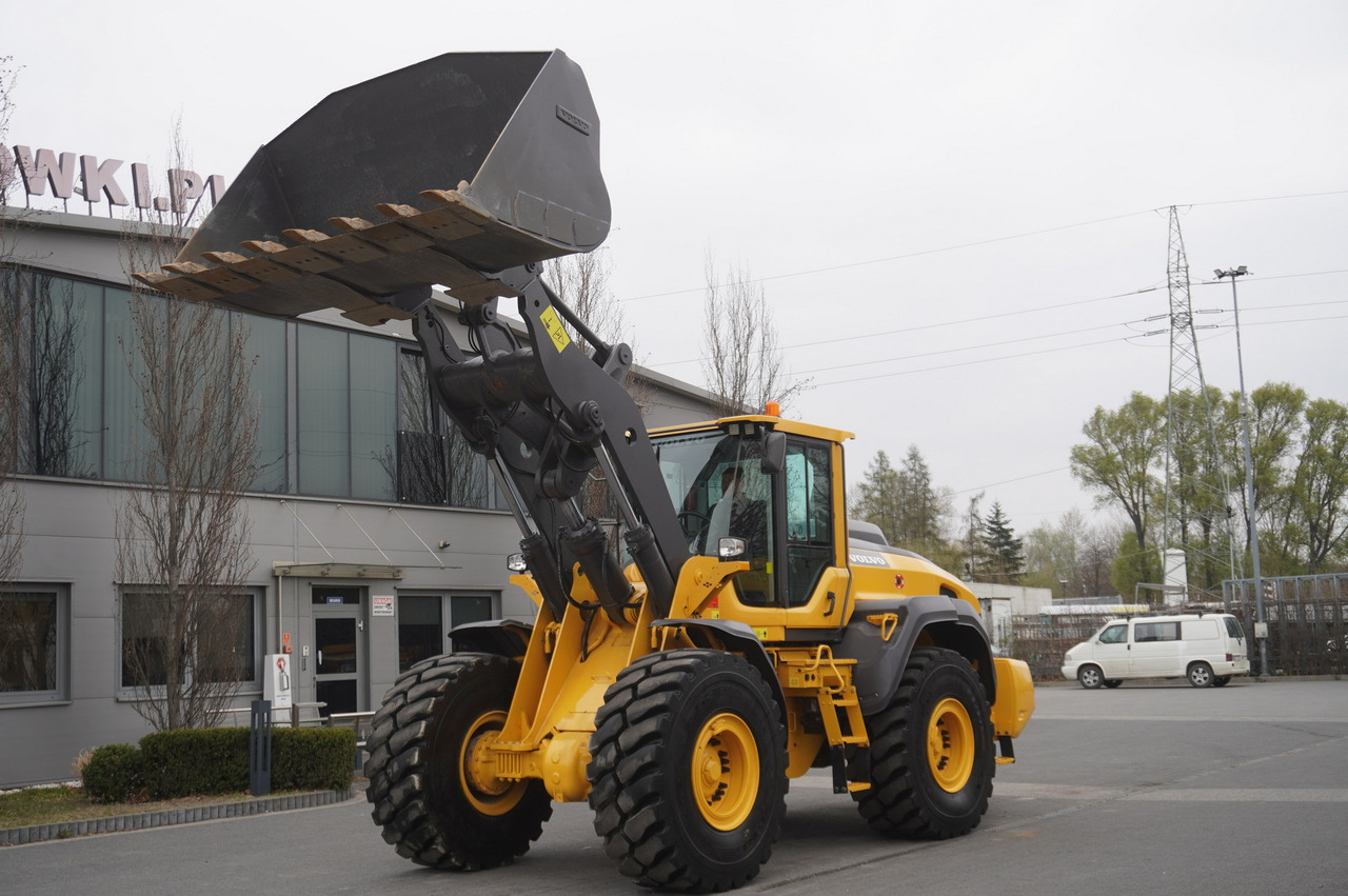 VOLVO L120H - Tekerlekli yükleyici: fotoğraf 2 VOLVO L120H - Tekerlekli yükleyici: fotoğraf 2