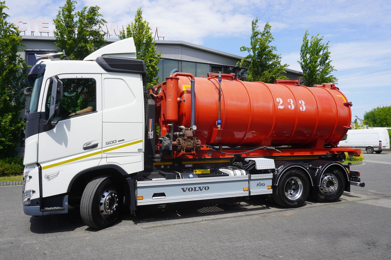 VOLVO Volvo FH 500 / Septic barrel 13000 l / Hook lift 21 t / 2022 / 3rd axle steered / 2 units - Sıvı gübre tankeri: fotoğraf 4 VOLVO Volvo FH 500 / Septic barrel 13000 l / Hook lift 21 t / 2022 / 3rd axle steered / 2 units - Sıvı gübre tankeri: fotoğraf 4