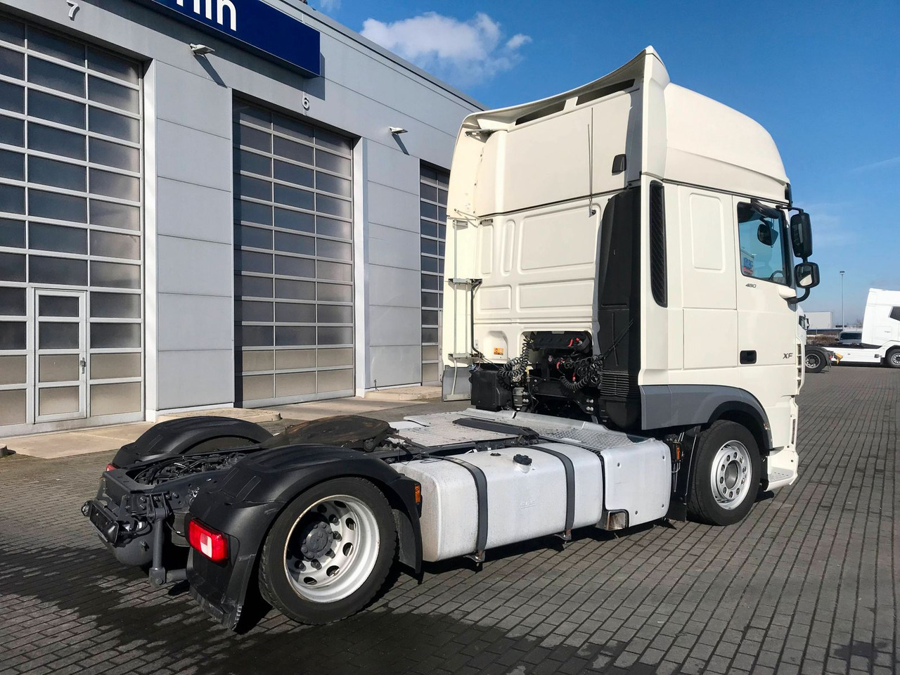 DAF XF 480 FT SSC Low Deck Standklima MX-EngineBrake - Çekici: fotoğraf 4 DAF XF 480 FT SSC Low Deck Standklima MX-EngineBrake - Çekici: fotoğraf 4