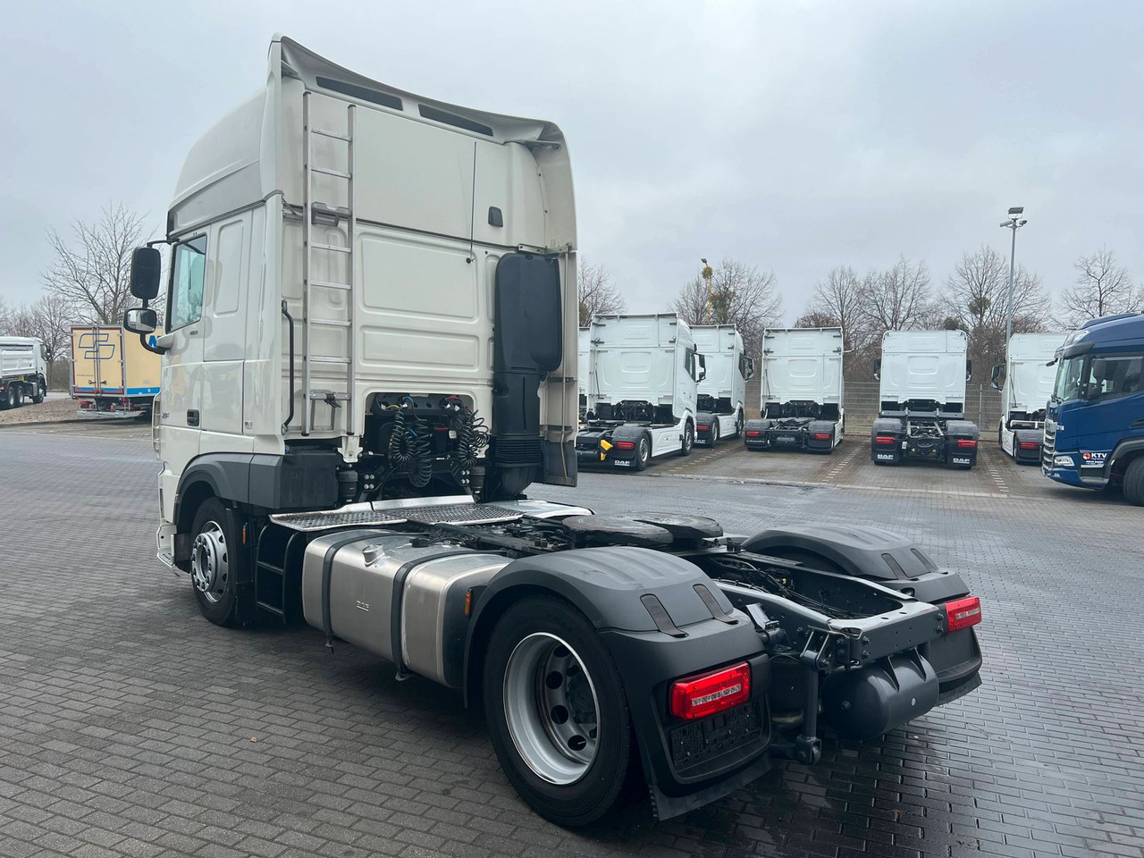 DAF XF 480 FT SSC LowDeck MX-Engine Brake Standklima - Çekici: fotoğraf 3 DAF XF 480 FT SSC LowDeck MX-Engine Brake Standklima - Çekici: fotoğraf 3