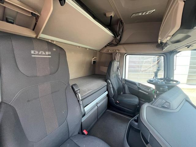 DAF XFn 480 FT Intarder 2xTank 1.105 L Vollspoiler - Çekici: fotoğraf 2 DAF XFn 480 FT Intarder 2xTank 1.105 L Vollspoiler - Çekici: fotoğraf 2