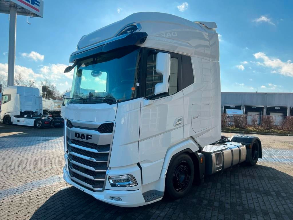 DAF XG+ 480 Low Deck, ZF Intarder, SOFORT VERFÜGBAR - Çekici: fotoğraf 3 DAF XG+ 480 Low Deck, ZF Intarder, SOFORT VERFÜGBAR - Çekici: fotoğraf 3
