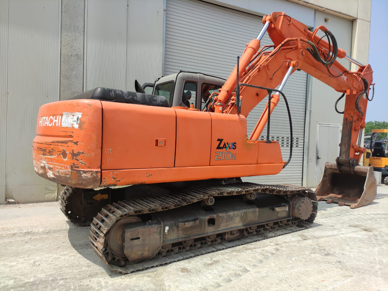 HITACHI ZX210N - Paletli ekskavatör: fotoğraf 2 HITACHI ZX210N - Paletli ekskavatör: fotoğraf 2