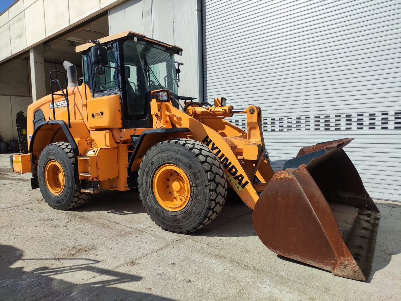HYUNDAI HL955 - Tekerlekli yükleyici: fotoğraf 3 HYUNDAI HL955 - Tekerlekli yükleyici: fotoğraf 3