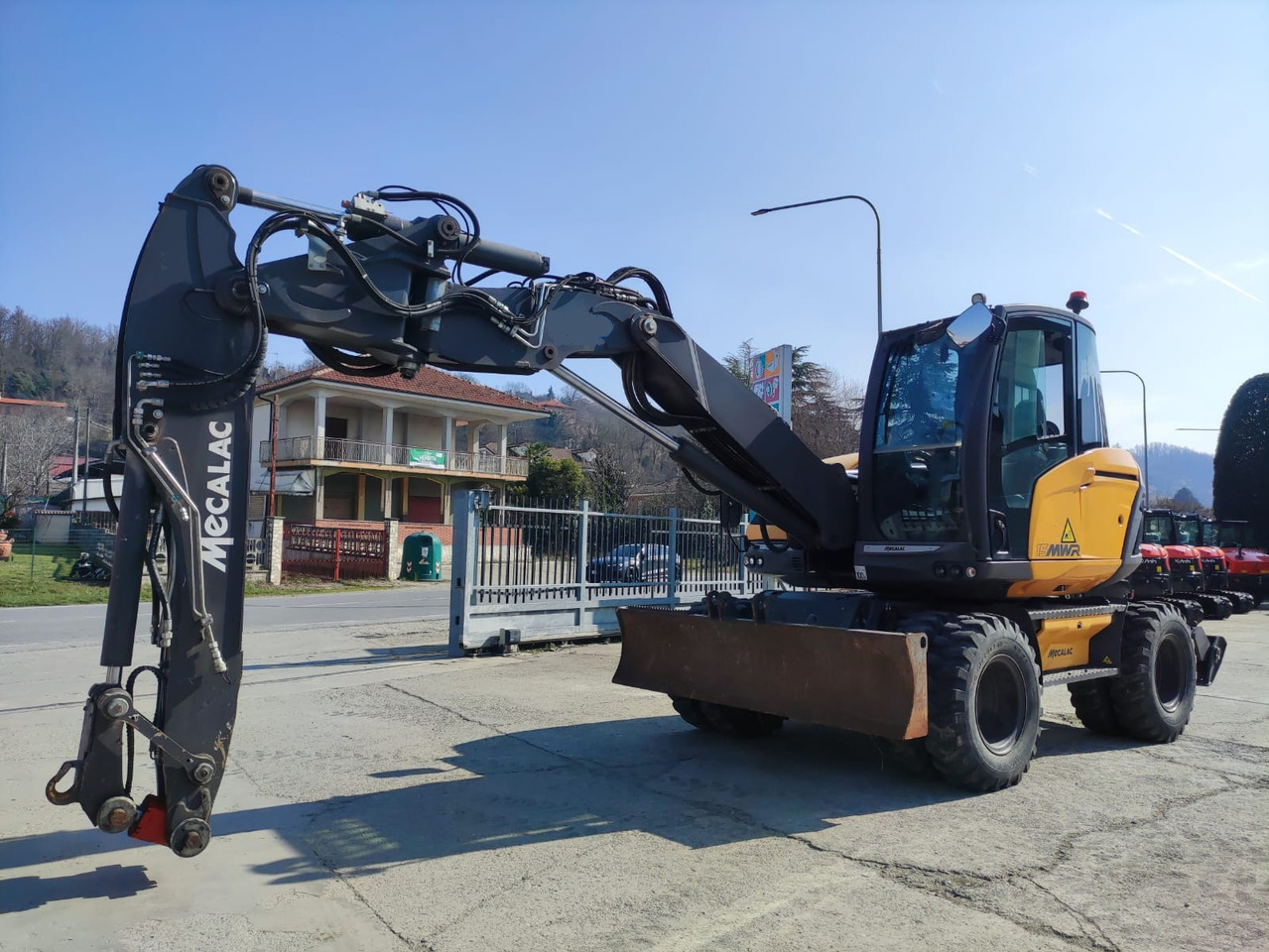 MECALAC 15 MWR - Tekerlekli ekskavatör: fotoğraf 1 MECALAC 15 MWR - Tekerlekli ekskavatör: fotoğraf 1