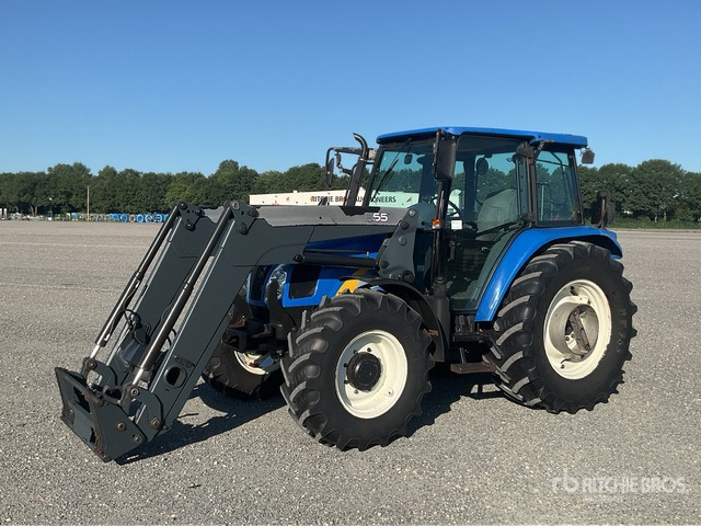 2005 New Holland TL100A 4WD Tractor - Traktör: fotoğraf 1 2005 New Holland TL100A 4WD Tractor - Traktör: fotoğraf 1