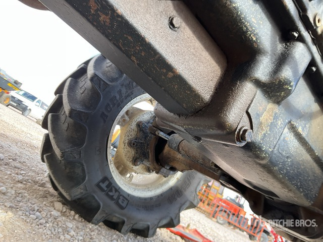 2001 Valtra 3500-4C 4WD Tractor - Traktör: fotoğraf 4 2001 Valtra 3500-4C 4WD Tractor - Traktör: fotoğraf 4