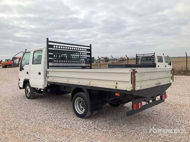 2006 Isuzu NPR77 4x2 Crew Cab Flatbed Truck - Sal/ Açık kasa kamyon: fotoğraf 3 2006 Isuzu NPR77 4x2 Crew Cab Flatbed Truck - Sal/ Açık kasa kamyon: fotoğraf 3