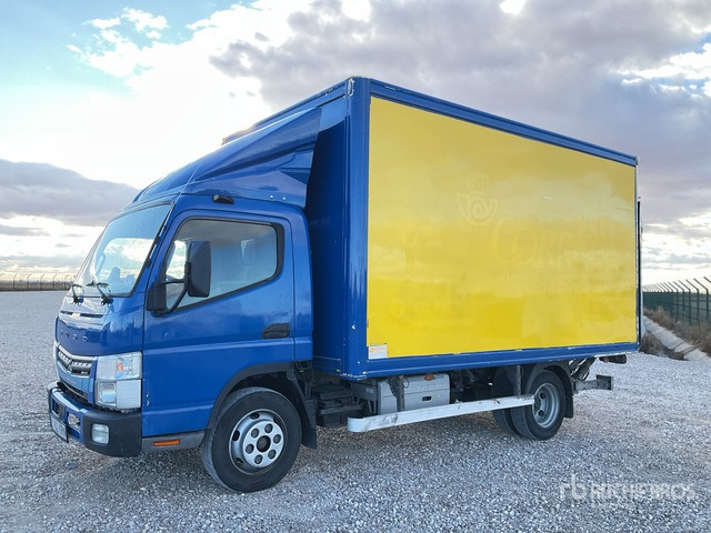 2018 Mitsubishi Fuso Canter 7C15 Hybrid 4x2 Van Truck - Kapalı kasa kamyon: fotoğraf 2 2018 Mitsubishi Fuso Canter 7C15 Hybrid 4x2 Van Truck - Kapalı kasa kamyon: fotoğraf 2