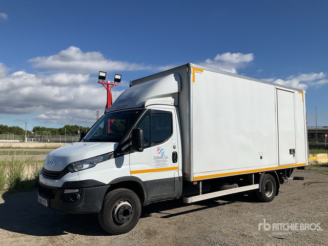 2019 Iveco Daily 70C18 4x2 Van Truck - Kapalı kasa kamyon: fotoğraf 1 2019 Iveco Daily 70C18 4x2 Van Truck - Kapalı kasa kamyon: fotoğraf 1