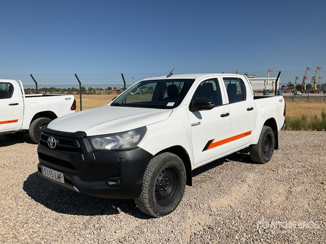 2020 Toyota Hilux 4x4 Crew Cab Pickup - Pikap: fotoğraf 1 2020 Toyota Hilux 4x4 Crew Cab Pickup - Pikap: fotoğraf 1