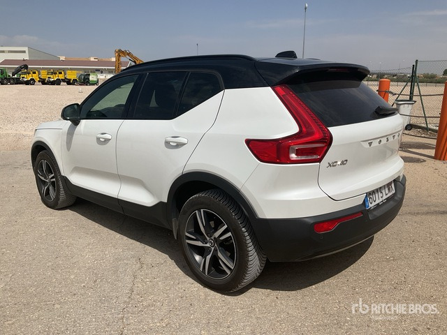 2020 Volvo XC40 SUV - SUV: fotoğraf 2 2020 Volvo XC40 SUV - SUV: fotoğraf 2