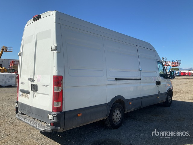 2014 Iveco Daily 35S15 Van Truck - Kamyonet: fotoğraf 3 2014 Iveco Daily 35S15 Van Truck - Kamyonet: fotoğraf 3