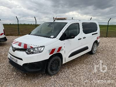TOYOTA PROACE CITY VER 5 - Binek araba: fotoğraf 1 TOYOTA PROACE CITY VER 5 - Binek araba: fotoğraf 1