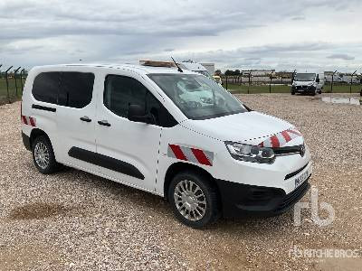 TOYOTA PROACE CITY VER 5 - Binek araba: fotoğraf 4 TOYOTA PROACE CITY VER 5 - Binek araba: fotoğraf 4