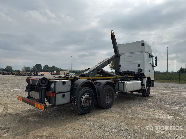 2001 Iveco Eurostar 260E40 6x2 Sleeper Roll-Off Truck - Kancalı yükleyici kamyon: fotoğraf 4 2001 Iveco Eurostar 260E40 6x2 Sleeper Roll-Off Truck - Kancalı yükleyici kamyon: fotoğraf 4
