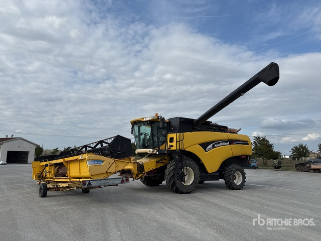 2003 New Holland CX8.80 Mietitrebbia - Biçerdöver: fotoğraf 1 2003 New Holland CX8.80 Mietitrebbia - Biçerdöver: fotoğraf 1