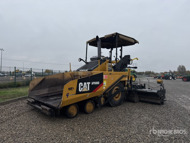 2010 Cat AP600D Wheel Asphalt Paver - Asfalt serici: fotoğraf 1 2010 Cat AP600D Wheel Asphalt Paver - Asfalt serici: fotoğraf 1