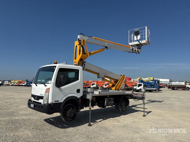 2011 Nissan Cabstar 35 - 11 2011 Multitel Pagliero MX250EX ... Bucket Truck - Araç üzerine platform: fotoğraf 1 2011 Nissan Cabstar 35 - 11 2011 Multitel Pagliero MX250EX ... Bucket Truck - Araç üzerine platform: fotoğraf 1