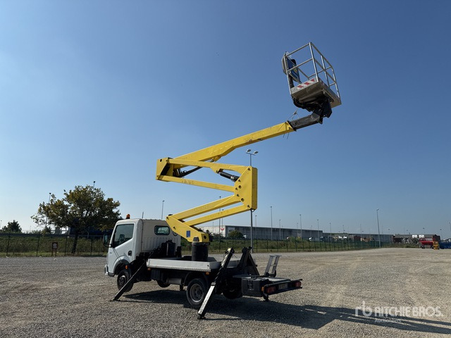 2011 Renault Maxity 110Dxi 2011 Socage DA320 20 m on Bucket Truck - Araç üzerine platform: fotoğraf 4 2011 Renault Maxity 110Dxi 2011 Socage DA320 20 m on Bucket Truck - Araç üzerine platform: fotoğraf 4