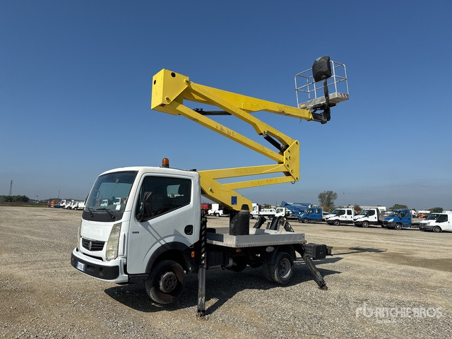 2011 Renault Maxity 110Dxi 2011 Socage DA320 20 m on Bucket Truck - Araç üzerine platform: fotoğraf 2 2011 Renault Maxity 110Dxi 2011 Socage DA320 20 m on Bucket Truck - Araç üzerine platform: fotoğraf 2