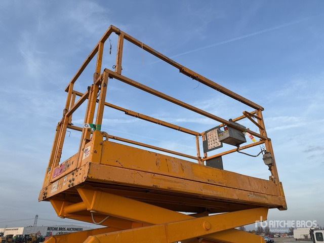2013 Skyjack SJIII4626 Electric Scissor Lift - Makasli platform: fotoğraf 5 2013 Skyjack SJIII4626 Electric Scissor Lift - Makasli platform: fotoğraf 5
