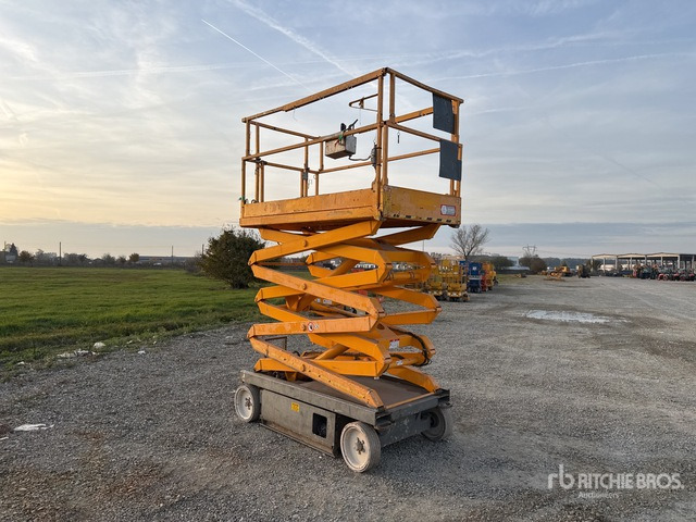 2013 Skyjack SJIII4626 Electric Scissor Lift - Makasli platform: fotoğraf 3 2013 Skyjack SJIII4626 Electric Scissor Lift - Makasli platform: fotoğraf 3