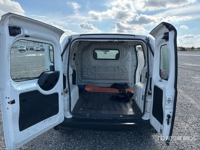 2015 Fiat Fiorino Autocarro furgonato - Küçük panelvan: fotoğraf 5 2015 Fiat Fiorino Autocarro furgonato - Küçük panelvan: fotoğraf 5