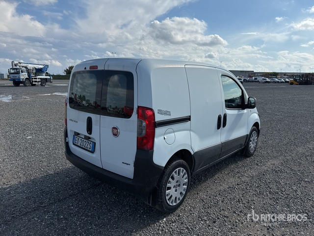 2015 Fiat Fiorino Autocarro furgonato - Küçük panelvan: fotoğraf 4 2015 Fiat Fiorino Autocarro furgonato - Küçük panelvan: fotoğraf 4