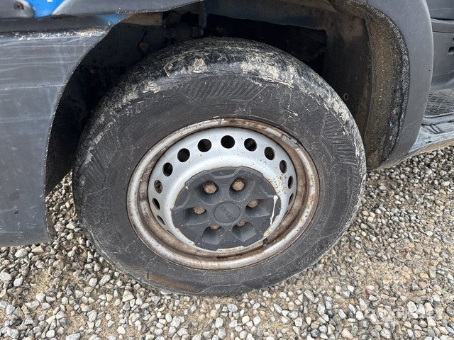 2015 Iveco Daily 33-110 Crew Cab Flatbed Truck - Açık kasa kamyonet: fotoğraf 4 2015 Iveco Daily 33-110 Crew Cab Flatbed Truck - Açık kasa kamyonet: fotoğraf 4