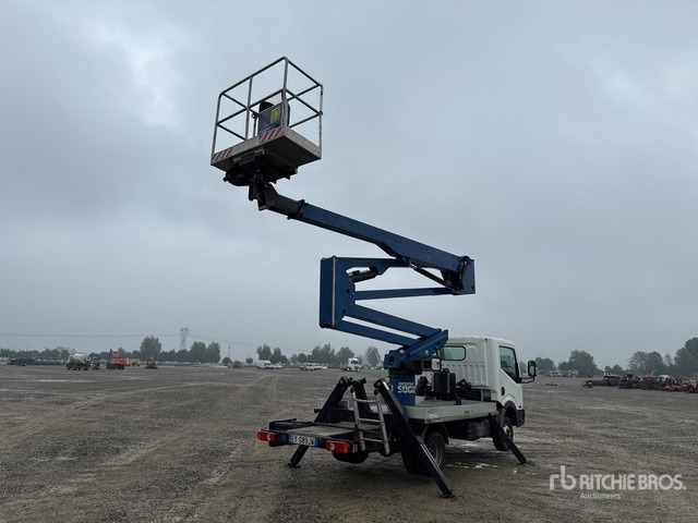 2015 Nissan Cabstar 35.12 2015 Socage DA 320 20 m on Bucket Truck - Araç üzerine platform: fotoğraf 4 2015 Nissan Cabstar 35.12 2015 Socage DA 320 20 m on Bucket Truck - Araç üzerine platform: fotoğraf 4