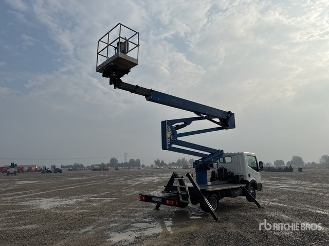 2015 Nissan Cabstar 35.12 2015 Socage DA324 24 m on Bucket Truck - Araç üzerine platform: fotoğraf 4 2015 Nissan Cabstar 35.12 2015 Socage DA324 24 m on Bucket Truck - Araç üzerine platform: fotoğraf 4