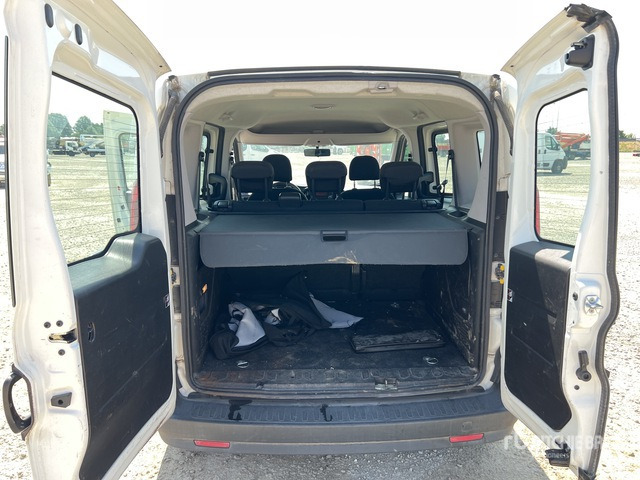 2018 Fiat Doblo COMBI 1.3 MJT 16V SX N1 Van Truck - Panelvan: fotoğraf 5 2018 Fiat Doblo COMBI 1.3 MJT 16V SX N1 Van Truck - Panelvan: fotoğraf 5