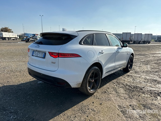 2018 Jaguar F-Pace 2.0d I4 132KW R-SPORT AWD SUV - SUV: fotoğraf 4 2018 Jaguar F-Pace 2.0d I4 132KW R-SPORT AWD SUV - SUV: fotoğraf 4