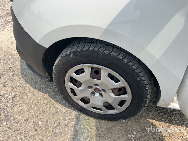 2019 Fiat Doblo Cargo Autocarro furgonato - Küçük panelvan: fotoğraf 5 2019 Fiat Doblo Cargo Autocarro furgonato - Küçük panelvan: fotoğraf 5
