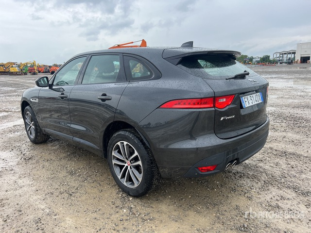 2019 Jaguar F-Pace 2.0D I4 180CV R-SPORT AWD SUV - SUV: fotoğraf 4 2019 Jaguar F-Pace 2.0D I4 180CV R-SPORT AWD SUV - SUV: fotoğraf 4