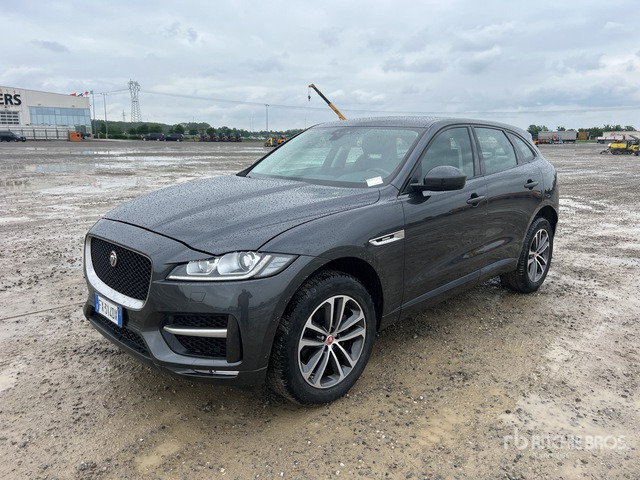 2019 Jaguar F-Pace 2.0D I4 180CV R-SPORT AWD SUV - SUV: fotoğraf 2 2019 Jaguar F-Pace 2.0D I4 180CV R-SPORT AWD SUV - SUV: fotoğraf 2