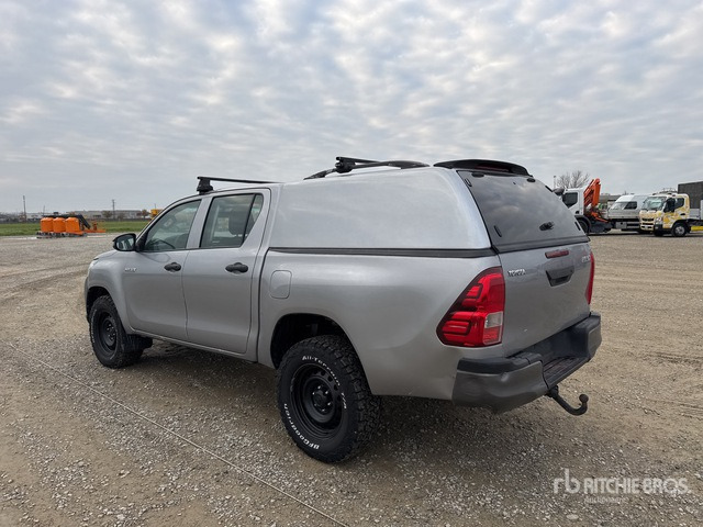 2019 Toyota Hilux Crew Cab Pickup - Pikap: fotoğraf 2 2019 Toyota Hilux Crew Cab Pickup - Pikap: fotoğraf 2