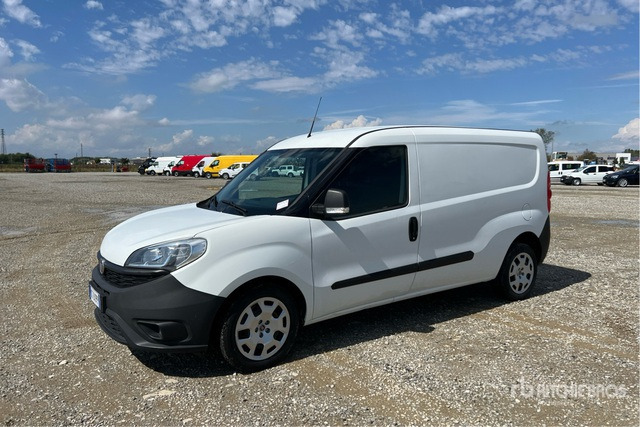 2020 Fiat Doblo CARGO MAXI 1.6 MJET 120CV LOUNGE Van Truck - Küçük panelvan: fotoğraf 3 2020 Fiat Doblo CARGO MAXI 1.6 MJET 120CV LOUNGE Van Truck - Küçük panelvan: fotoğraf 3
