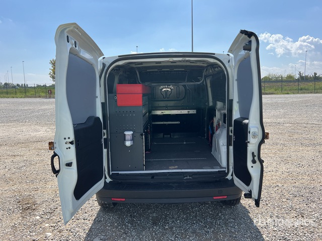 2020 Fiat Doblo CARGO MAXI 1.6 MJET 120CV LOUNGE Van Truck - Küçük panelvan: fotoğraf 4 2020 Fiat Doblo CARGO MAXI 1.6 MJET 120CV LOUNGE Van Truck - Küçük panelvan: fotoğraf 4