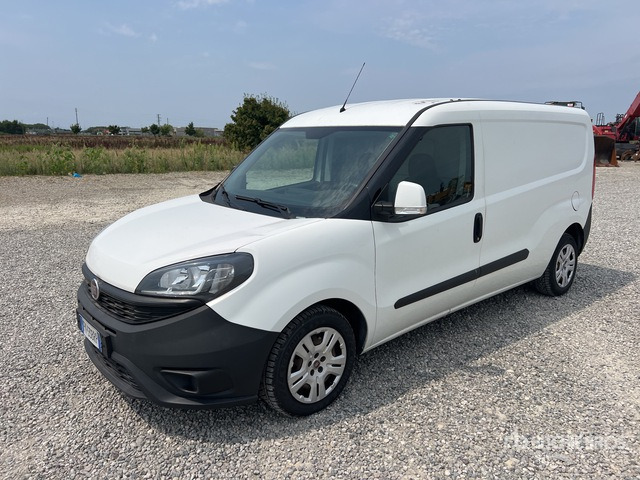 Fiat Doblo Cargo Van Truck - Panelvan: fotoğraf 1 Fiat Doblo Cargo Van Truck - Panelvan: fotoğraf 1