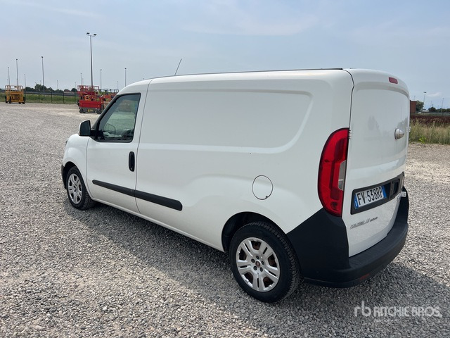 Fiat Doblo Cargo Van Truck - Panelvan: fotoğraf 3 Fiat Doblo Cargo Van Truck - Panelvan: fotoğraf 3